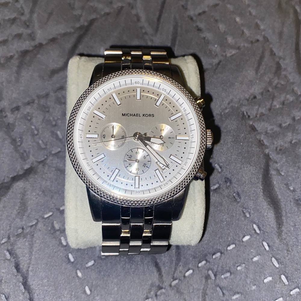 Men’s Michael kora silver watch